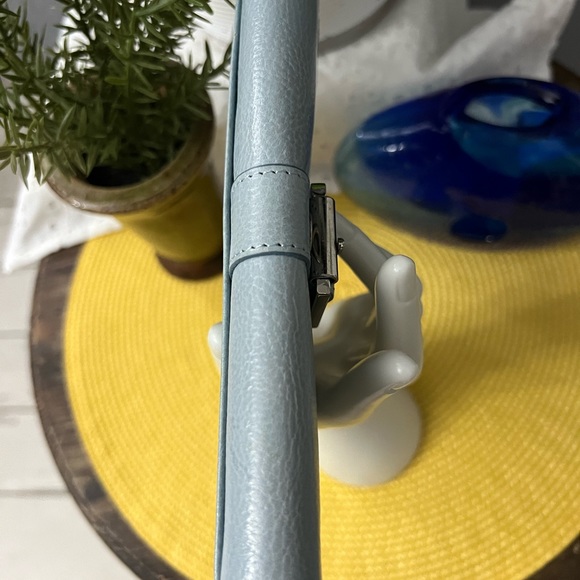 Wilson’s leather  baby blue  long wallet - Picture 4 of 7